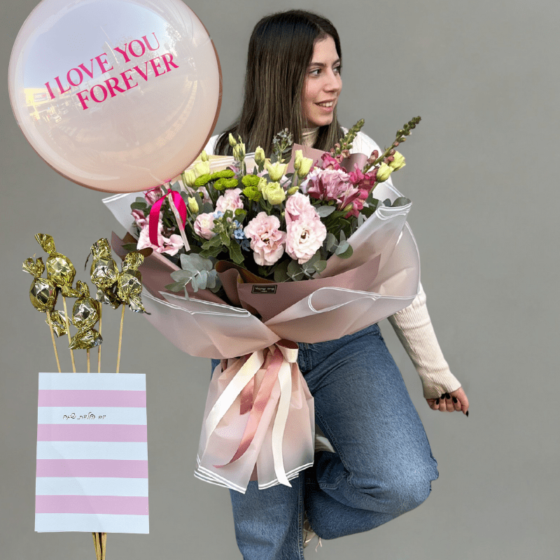 גולי עם בלון באבלס גדול פרלינים וכרטיס ברכה