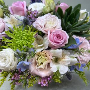 סידור פרחים אביבי יוקרתי