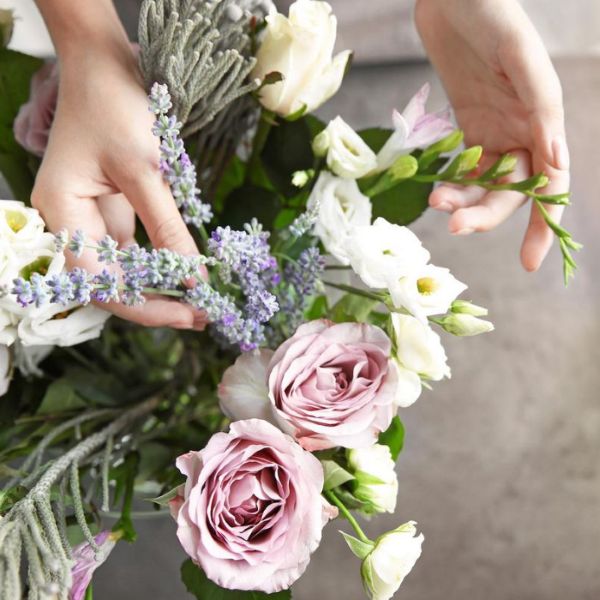 זר בעיצוב השוזרת